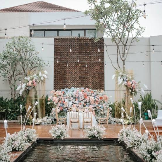 Agathon Venue