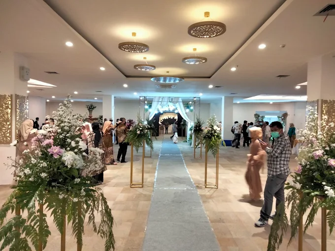 Icon Walk